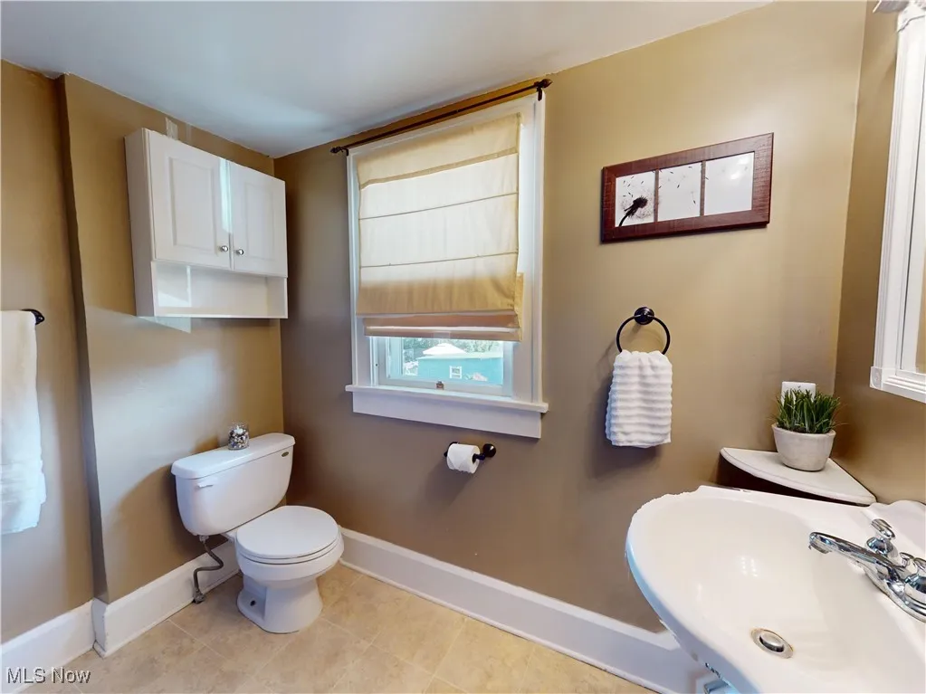 Bathroom on 2nd floor