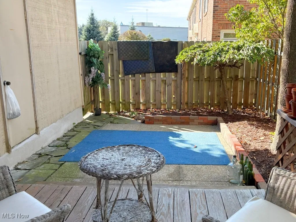 2392 Arlington Drive # 2392, Lyndhurst, Ohio 44124,MLS Now Listing ID
