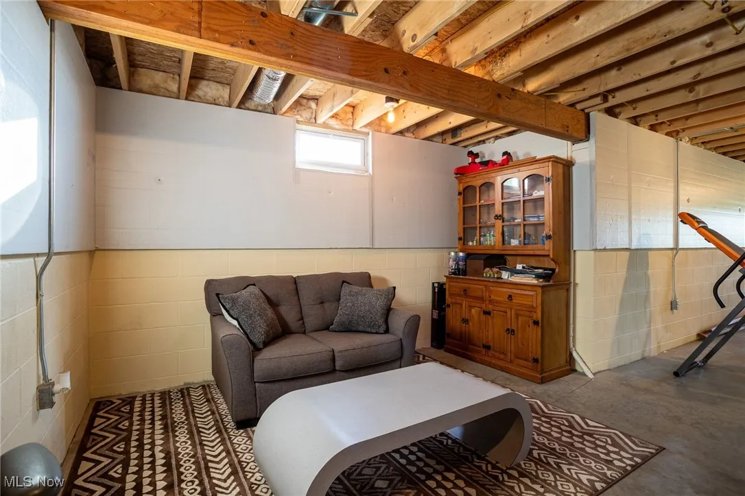 Living room with concrete flooring