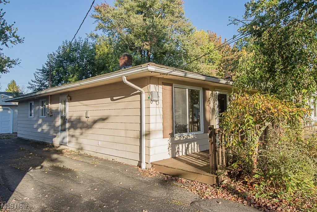 211 Plymouth Road, Eastlake, Ohio 44095,MLS Now Listing ID