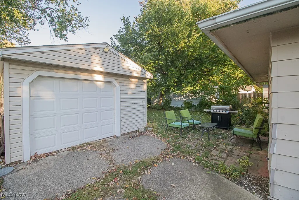 211 Plymouth Road, Eastlake, Ohio 44095,MLS Now Listing ID