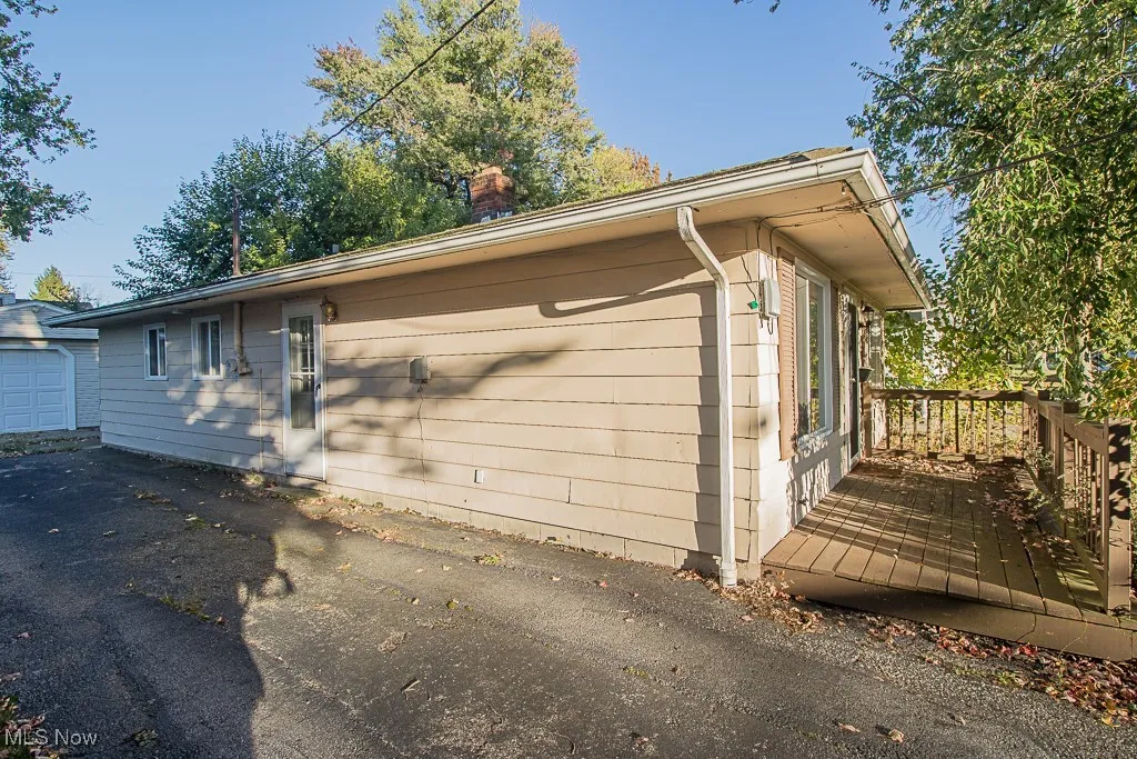 211 Plymouth Road, Eastlake, Ohio 44095,MLS Now Listing ID