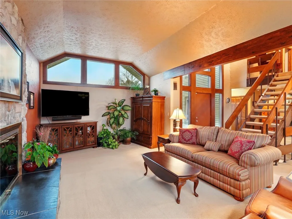6421 Weaver Road, Conneaut, Ohio 44030,MLS Now Listing ID