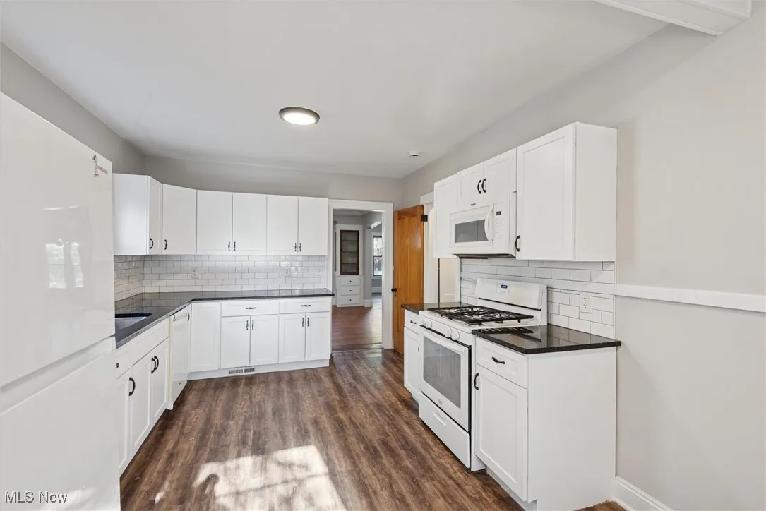 3996 Bluestone Road, Cleveland Heights, Ohio 44121,MLS Now Listing ID