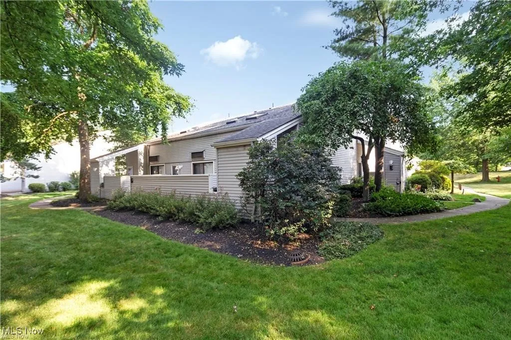 1597 Cedarwood Drive # F, Westlake, Ohio 44145,MLS Now Listing ID