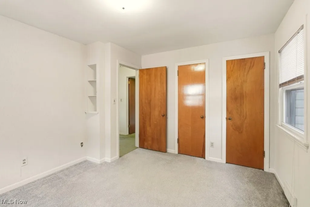Unfurnished bedroom
