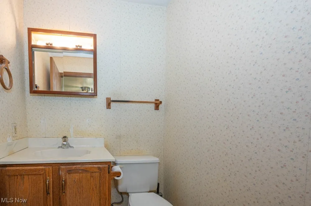 Primary Half bath off bedroom