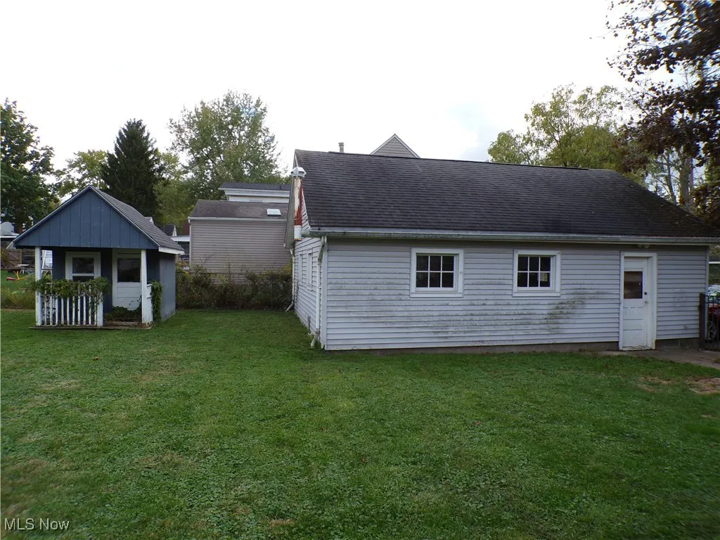 Detached garage, and out building/structure