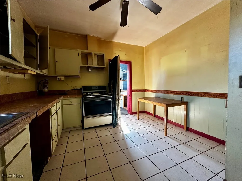 2nd Floor Unit Kitchen