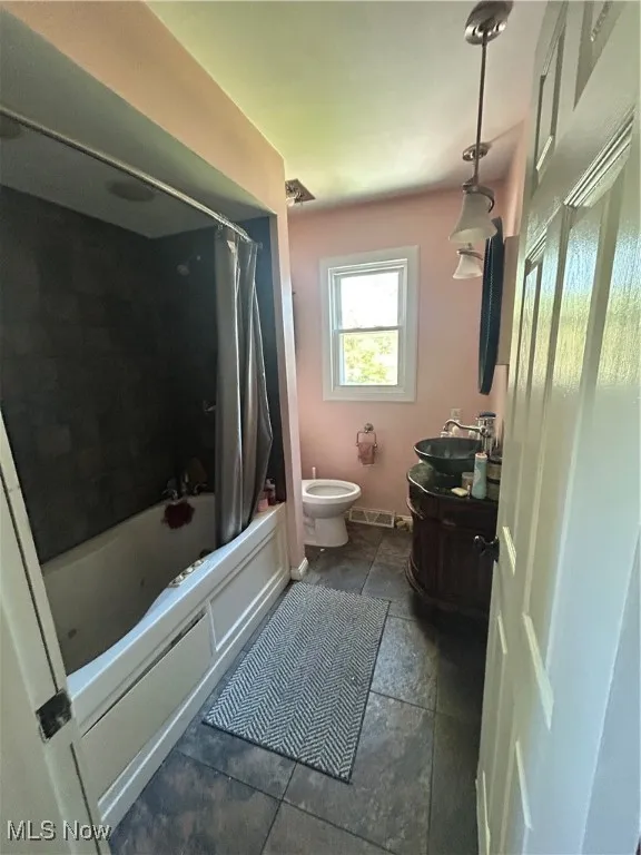 4779 Logan Arms Drive, Youngstown, Ohio 44505,MLS Now Listing ID