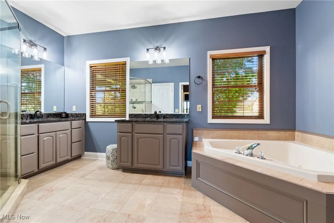 7245 Hunters Glen Lane, Medina, Ohio 44273,MLS Now Listing ID
