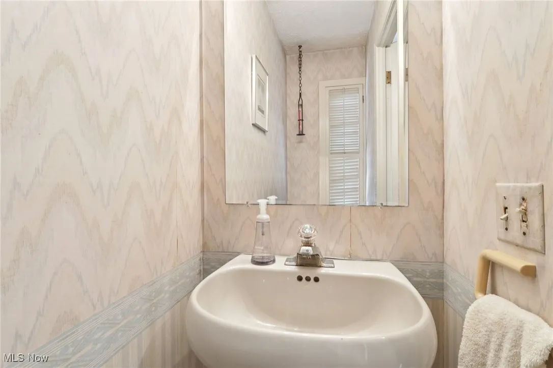 4120 West Valley, Fairview Park, Ohio 44126,MLS Now Listing ID