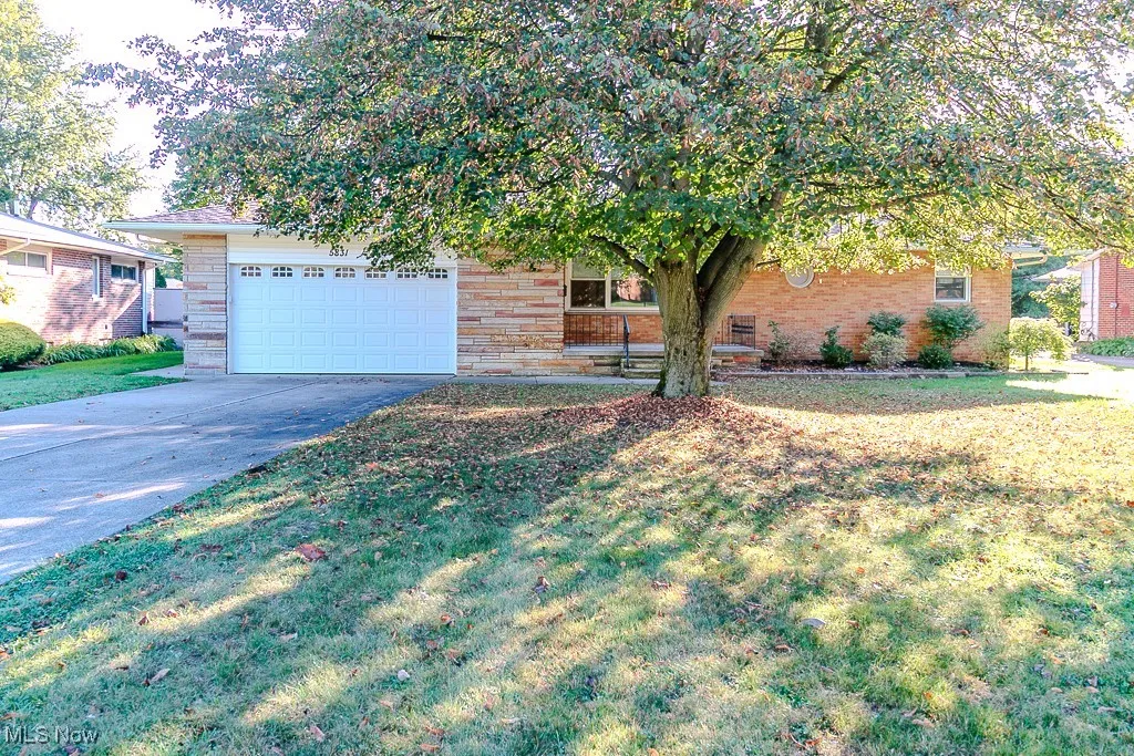 5831 Alberta Drive, Lyndhurst, Ohio 44124,MLS Now Listing ID