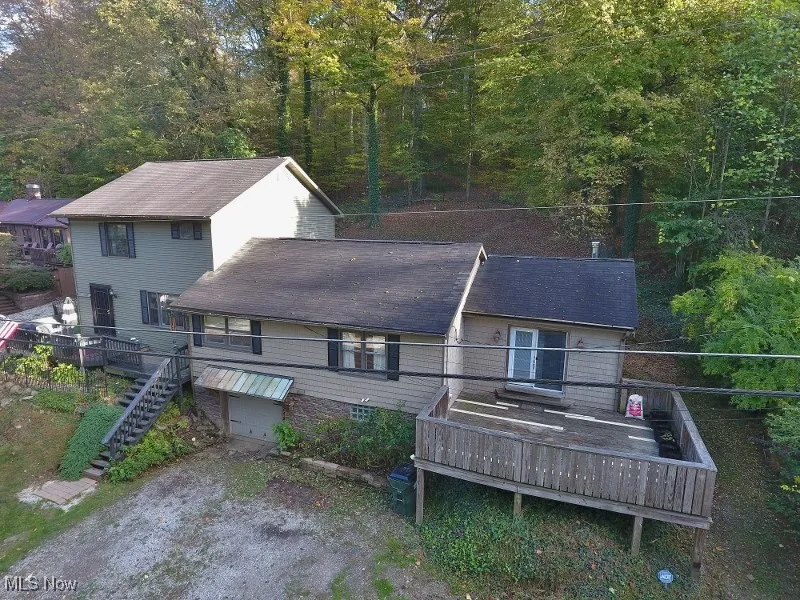 Located in the highly desirable Atwood Glens community
