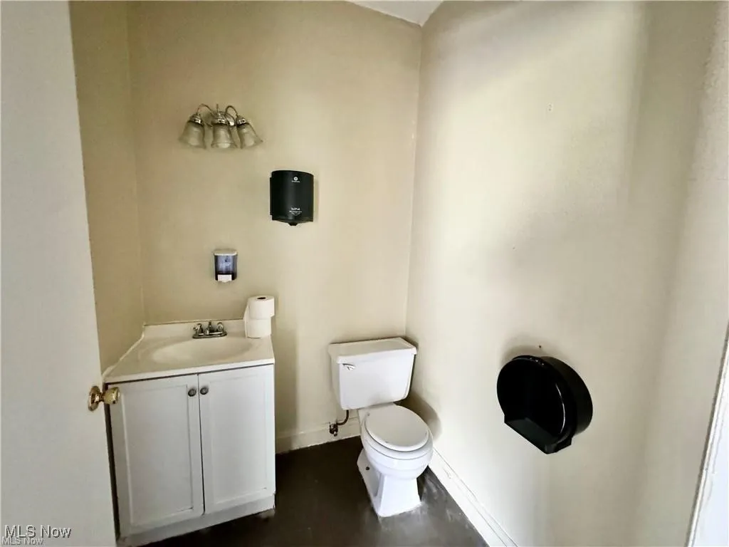 1500 Carson Salt, Warren, Ohio 44481,MLS Now Listing ID