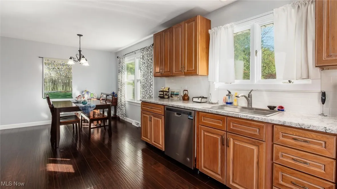 162 E Newman Street, Zanesville, Ohio 43701,MLS Now Listing ID