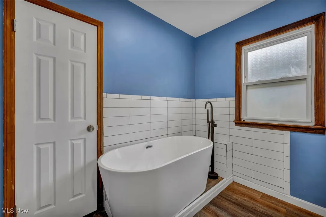 1374 W 114th Street, Cleveland, Ohio 44102,MLS Now Listing ID