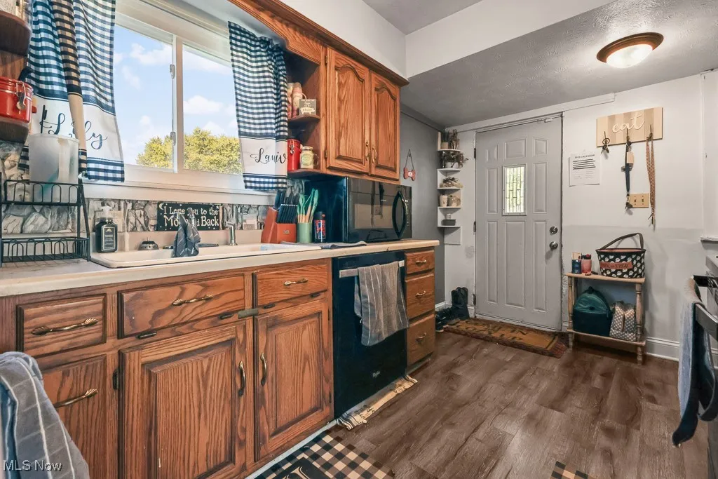 1313 Deforest Road, Warren, Ohio 44484,MLS Now Listing ID
