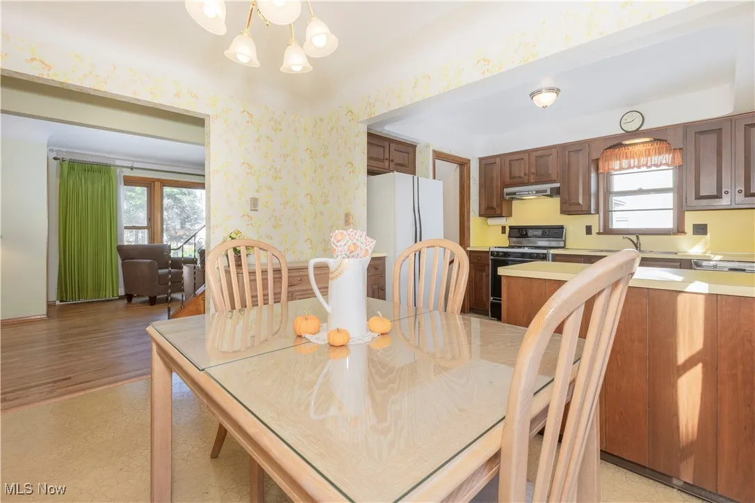 1737 Mayfair Boulevard, Mayfield Heights, Ohio 44124,MLS Now Listing ID