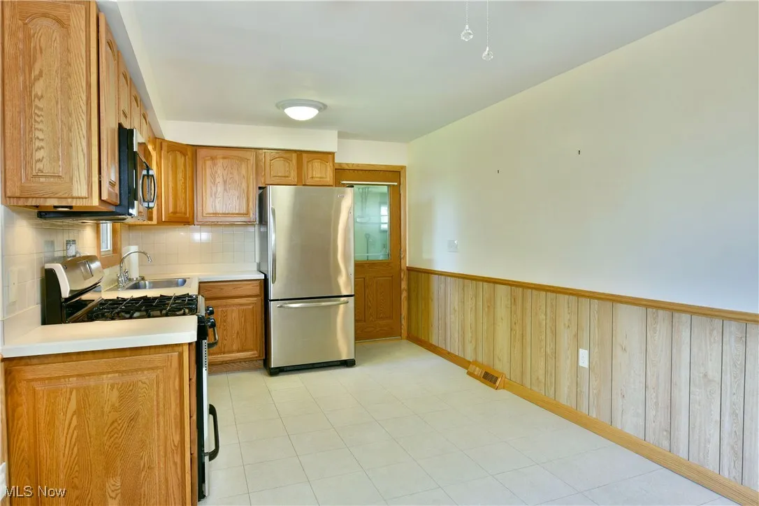 8305 Hiram Place, Warren, Ohio 44484,MLS Now Listing ID