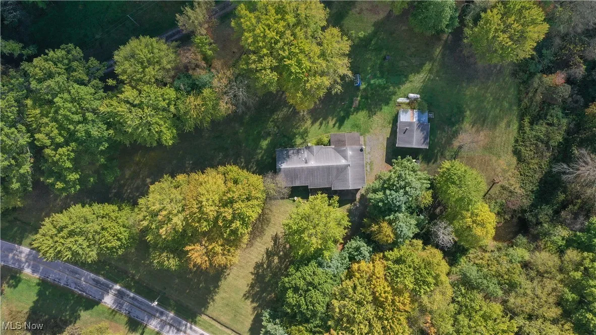 Aerial view of property and surrounding area