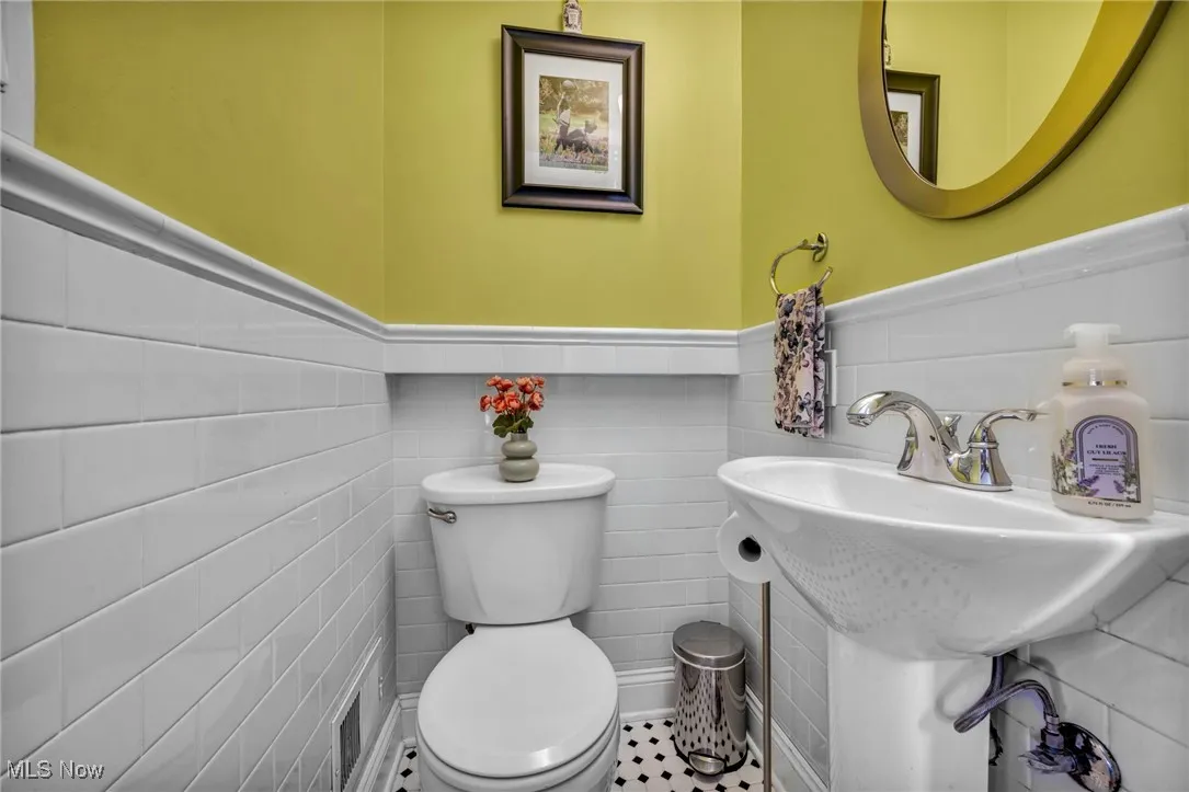 1437 Woodward Avenue, Lakewood, Ohio 44107,MLS Now Listing ID