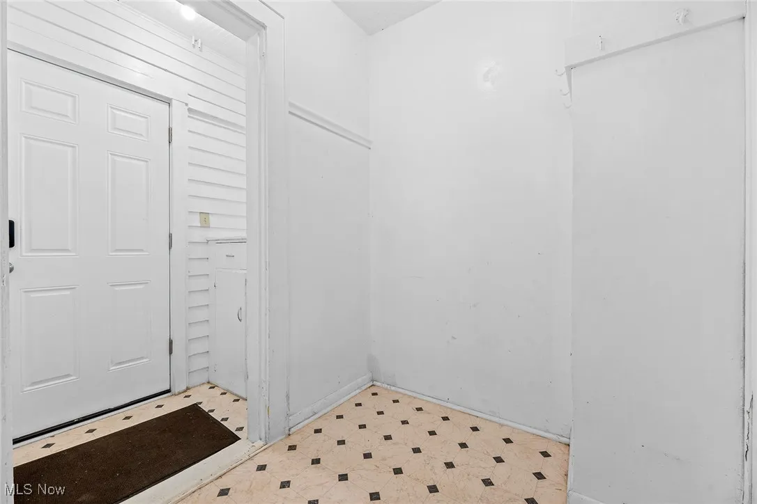 Foyer featuring light flooring