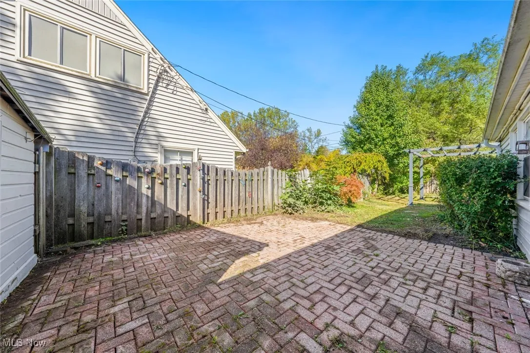 487 Irving Park Boulevard, Sheffield Lake, Ohio 44054,MLS Now Listing ID