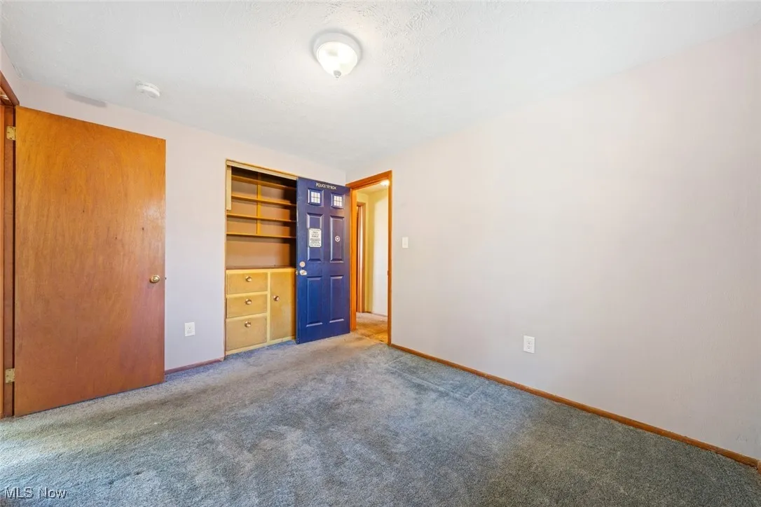 487 Irving Park Boulevard, Sheffield Lake, Ohio 44054,MLS Now Listing ID