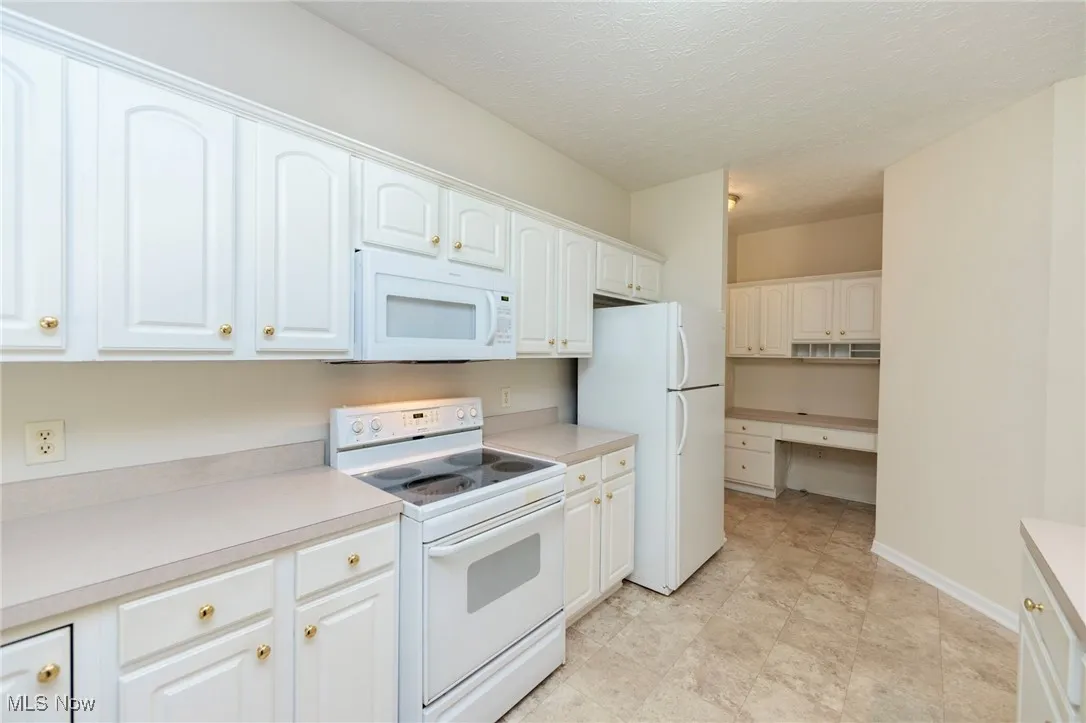 3954 Hilltop Drive, Vermilion, Ohio 44089,MLS Now Listing ID