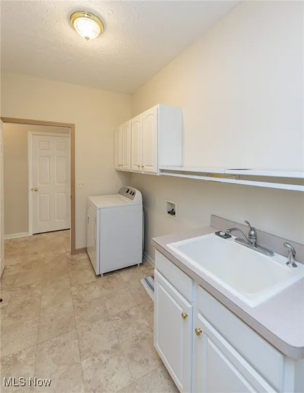 3954 Hilltop Drive, Vermilion, Ohio 44089,MLS Now Listing ID