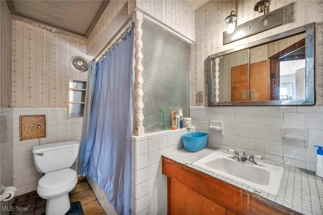 5882 Kings Highway, Parma Heights, Ohio 44130,MLS Now Listing ID