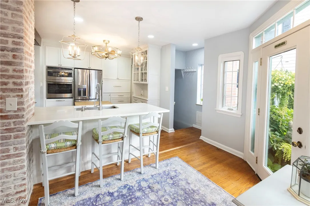 The breakfast bar provides additional space to eat breakfast or do your homework!