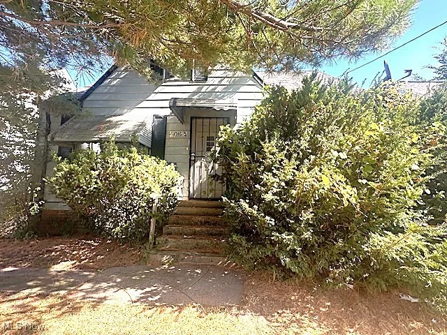 3927 E 153rd Street, Cleveland, Ohio 44108,MLS Now Listing ID