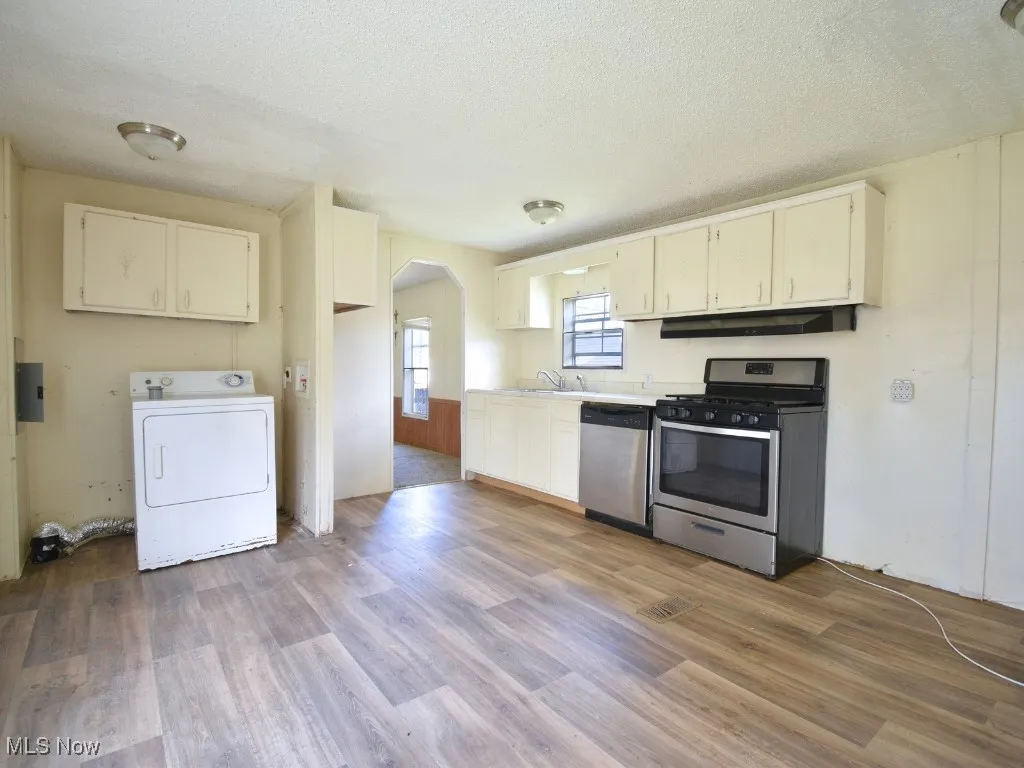 125 Marilyn Drive, Madison, Ohio 44057,MLS Now Listing ID