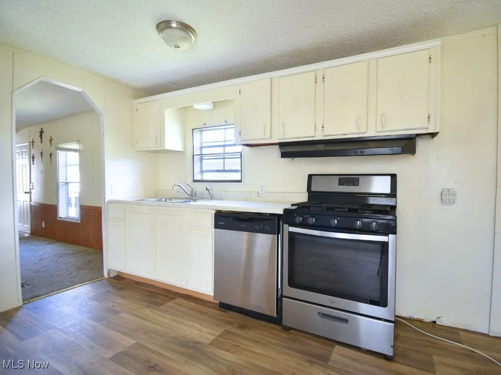 125 Marilyn Drive, Madison, Ohio 44057,MLS Now Listing ID