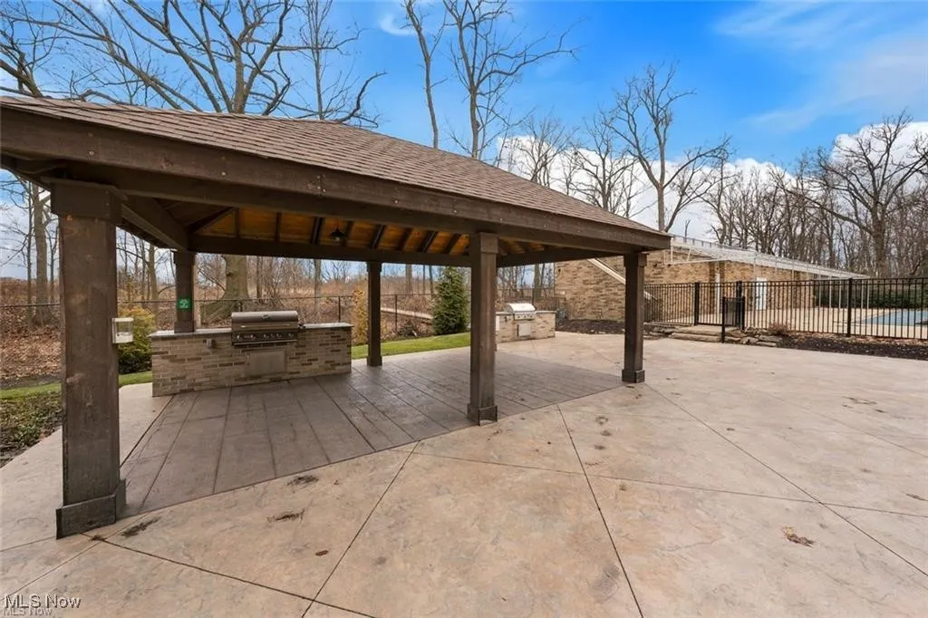 2202 Acacia Park Drive # 2714, Lyndhurst, Ohio 44124,MLS Now Listing ID