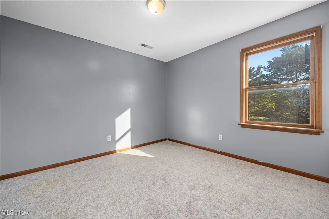 1095 Arrowhead Drive, Vermilion, Ohio 44089,MLS Now Listing ID