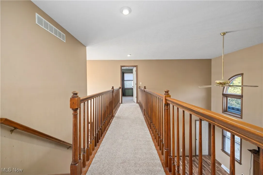 1095 Arrowhead Drive, Vermilion, Ohio 44089,MLS Now Listing ID