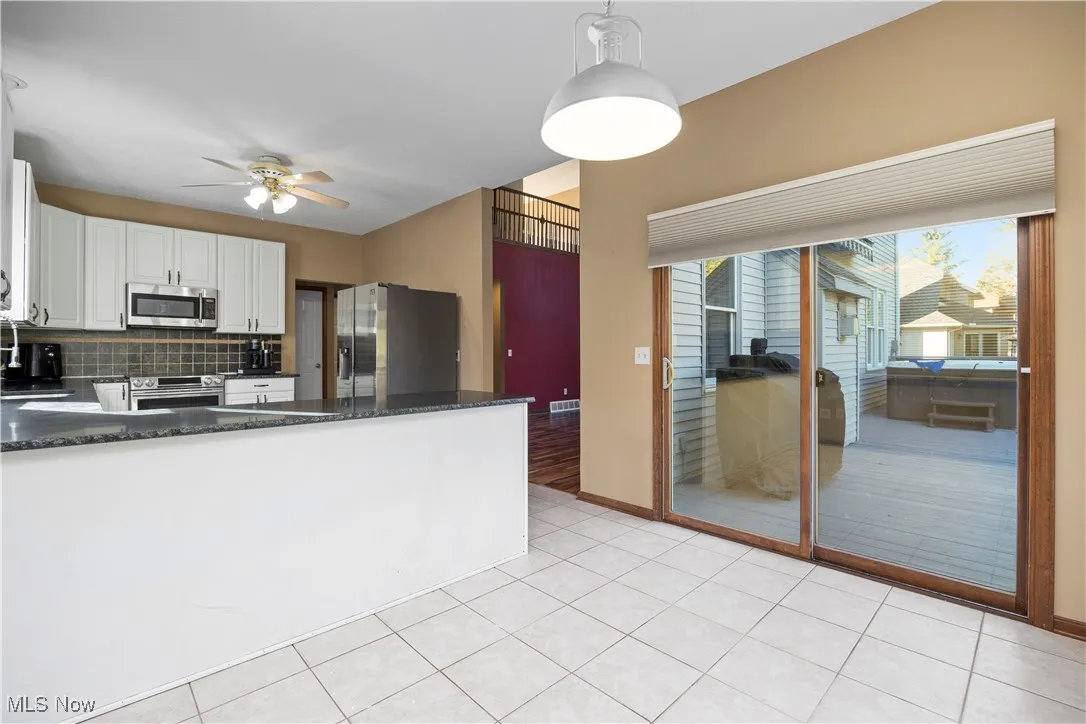 1095 Arrowhead Drive, Vermilion, Ohio 44089,MLS Now Listing ID