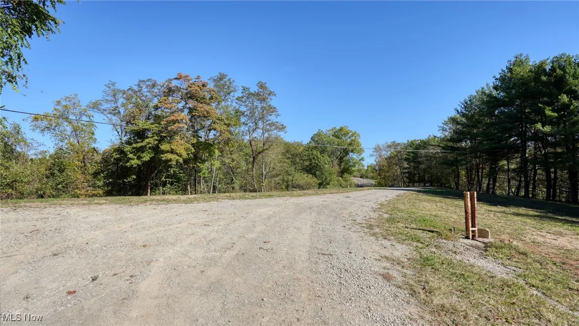 View of dirt / gravel road
