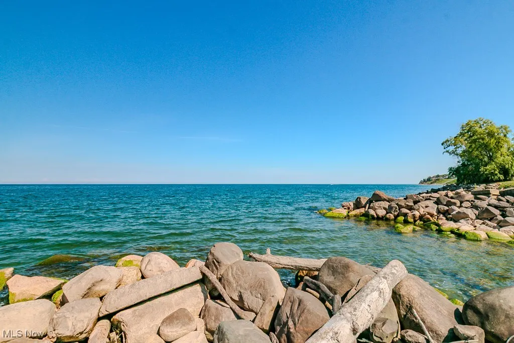 1006 Robinhood Avenue, Painesville Twp, Ohio 44077,MLS Now Listing ID