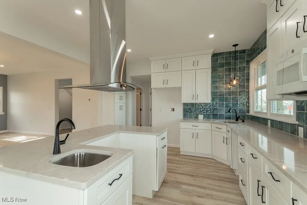 1006 Robinhood Avenue, Painesville Twp, Ohio 44077,MLS Now Listing ID