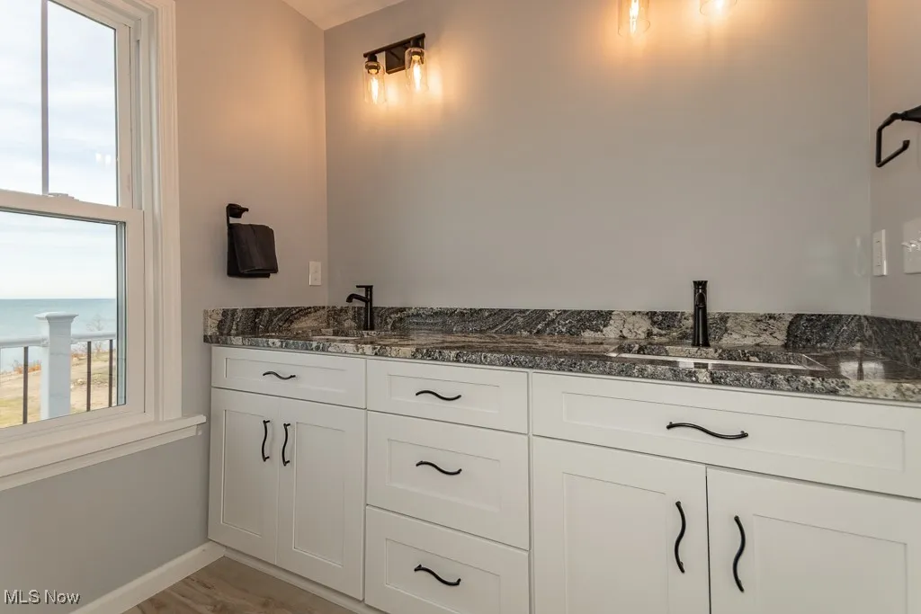 1006 Robinhood Avenue, Painesville Twp, Ohio 44077,MLS Now Listing ID