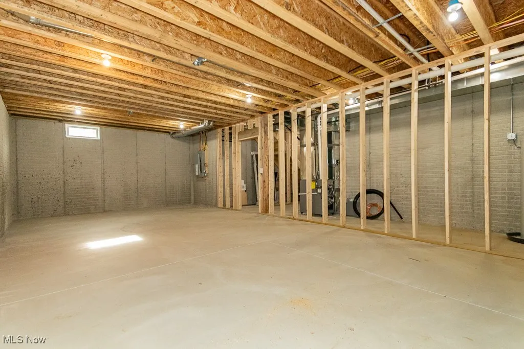 1006 Robinhood Avenue, Painesville Twp, Ohio 44077,MLS Now Listing ID