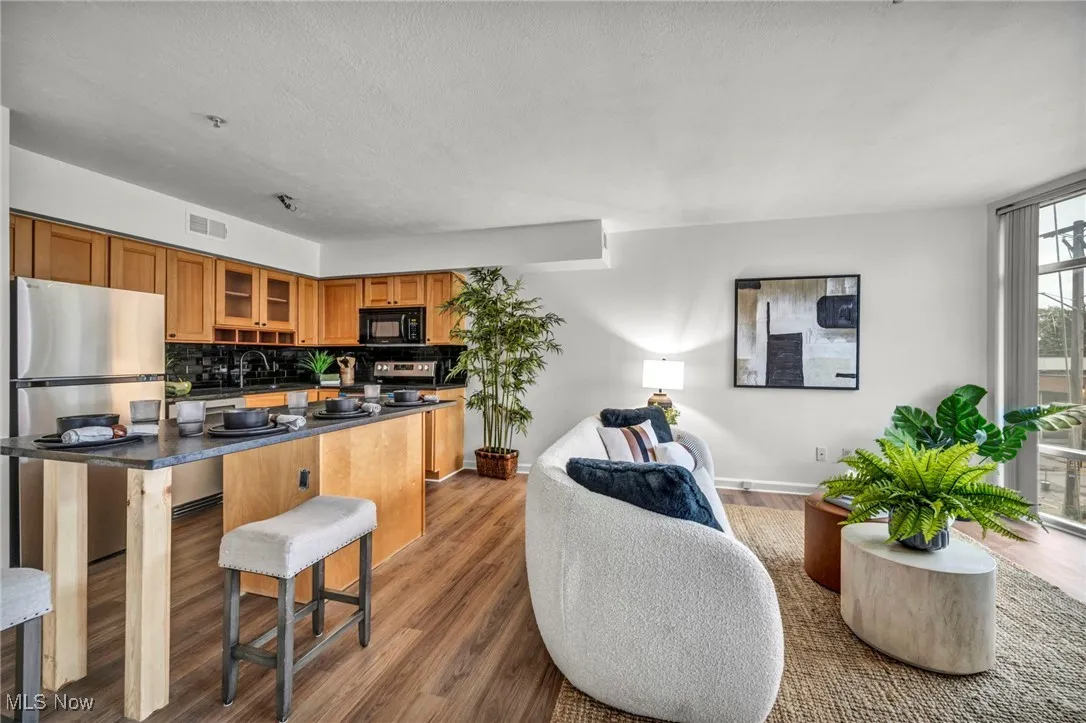 2222 Detroit Avenue # 517, Cleveland, Ohio 44113,MLS Now Listing ID