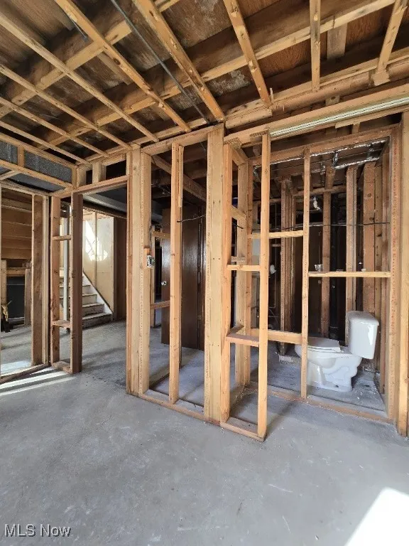 Large 4th Bedroom area with closet ...just a few steps away is a Full Bath!