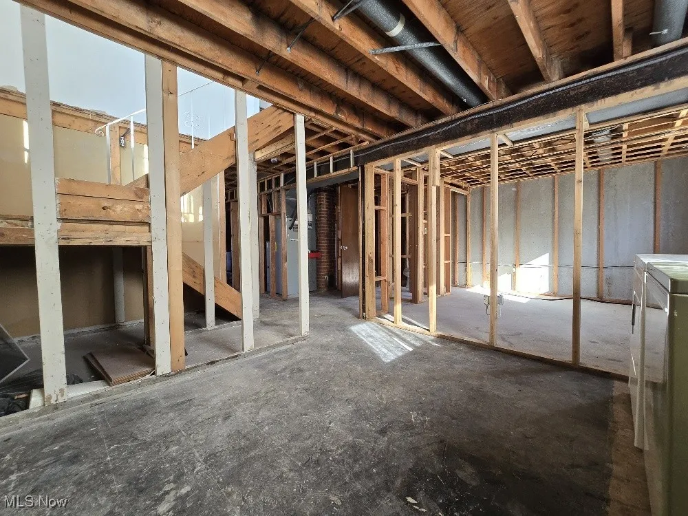 Huge Laundry Room!