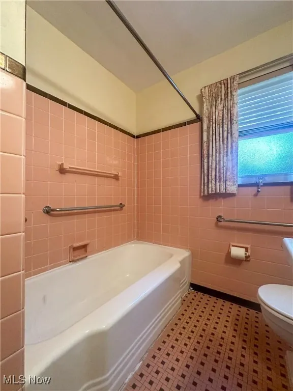 703 Melwood Drive, Warren, Ohio 44483,MLS Now Listing ID