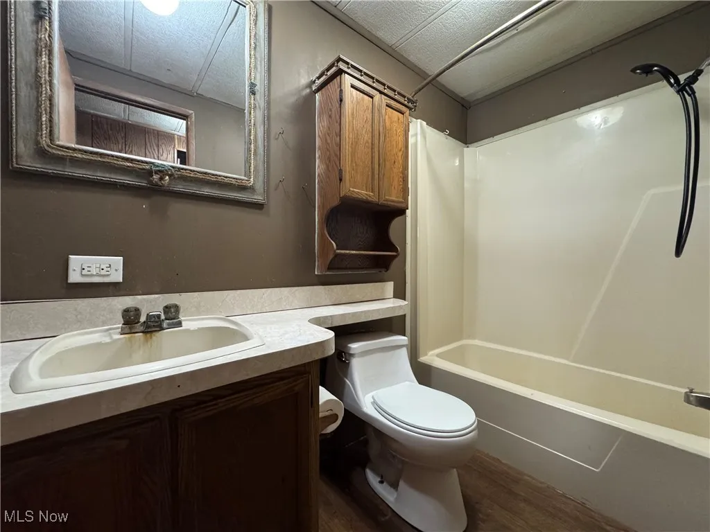 2010 & 2032 Cedar Run Road, Friendly, West Virginia 26134,MLS Now Listing ID